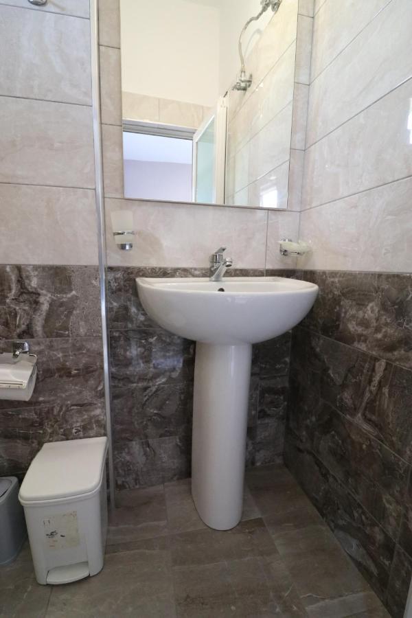 Hotel Potami Beach - Mondi Goro Himare Luaran gambar
