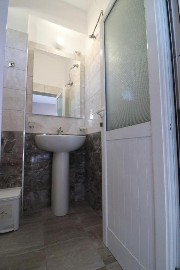 Hotel Potami Beach - Mondi Goro Himare Luaran gambar