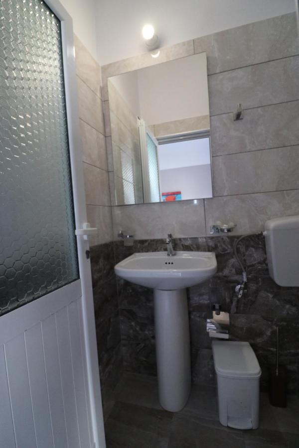 Hotel Potami Beach - Mondi Goro Himare Luaran gambar